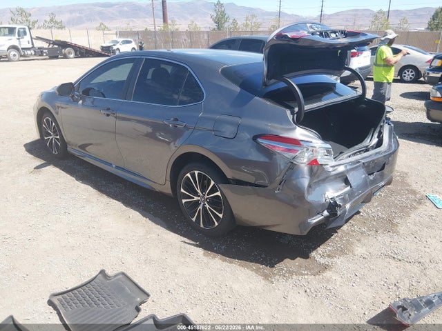 Продаж на аукціоні авто 2018 Toyota Camry Se, vin: 4T1B11HKXJU521847, номер лоту: 45187622