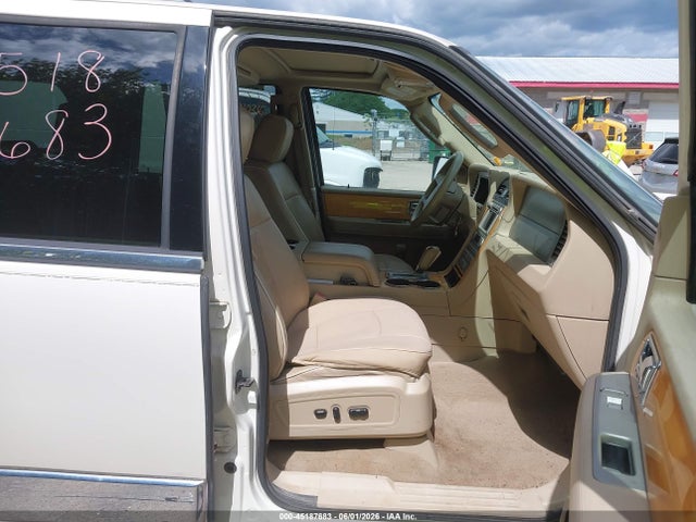 45187683 :رقم المزاد ، 5LMFL28567LJ23591 vin ، 2007 Lincoln Navigator L مزاد بيع