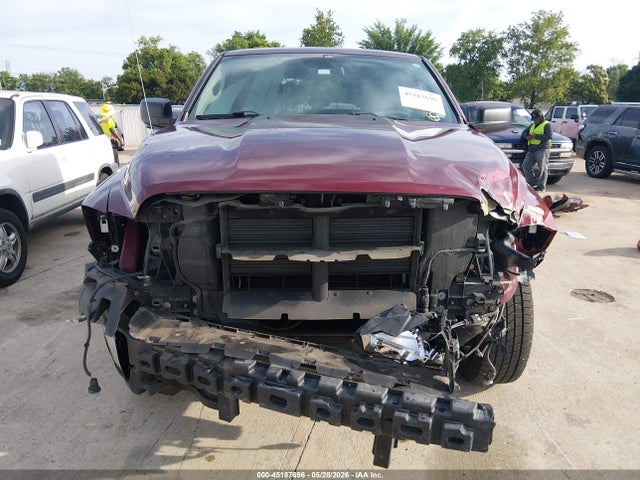 Продаж на аукціоні авто 2018 Ram 1500 Express  4x2 6'4 Box, vin: 1C6RR6FT1JS193502, номер лоту: 45187696