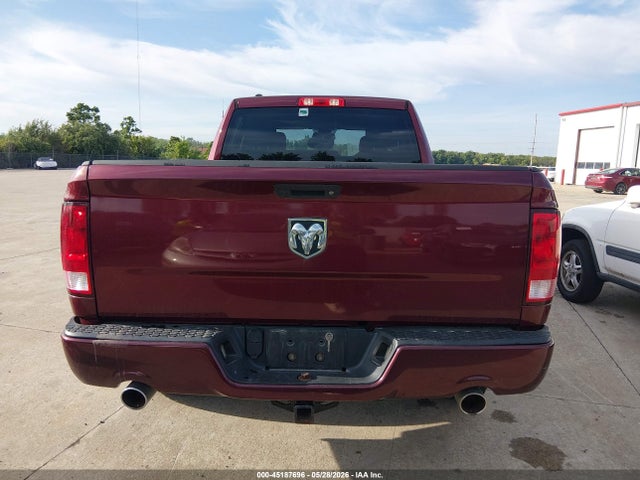 Продаж на аукціоні авто 2018 Ram 1500 Express  4x2 6'4 Box, vin: 1C6RR6FT1JS193502, номер лоту: 45187696
