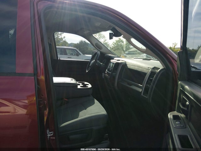 Продаж на аукціоні авто 2018 Ram 1500 Express  4x2 6'4 Box, vin: 1C6RR6FT1JS193502, номер лоту: 45187696