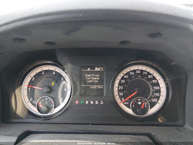 Продаж на аукціоні авто 2018 Ram 1500 Express  4x2 6'4 Box, vin: 1C6RR6FT1JS193502, номер лоту: 45187696