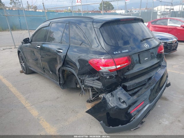 2018 Mercedes-benz Glc 300 მანქანა იყიდება აუქციონზე, vin: WDC0G4JB9JV021916, აუქციონის ნომერი: 45187759