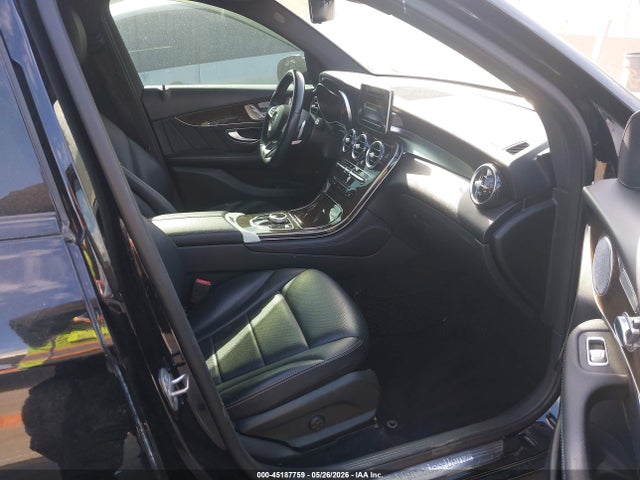 2018 Mercedes-benz Glc 300 მანქანა იყიდება აუქციონზე, vin: WDC0G4JB9JV021916, აუქციონის ნომერი: 45187759