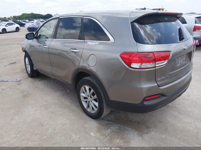 2016 Kia Sorento 2.4l L მანქანა იყიდება აუქციონზე, vin: 5XYPG4A38GG130977, აუქციონის ნომერი: 45187804