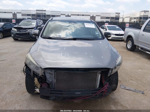 2016 Kia Sorento 2.4l L მანქანა იყიდება აუქციონზე, vin: 5XYPG4A38GG130977, აუქციონის ნომერი: 45187804