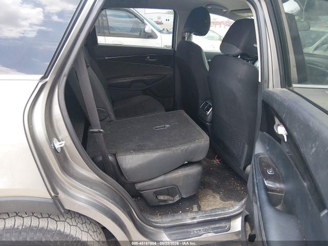 2016 Kia Sorento 2.4l L მანქანა იყიდება აუქციონზე, vin: 5XYPG4A38GG130977, აუქციონის ნომერი: 45187804