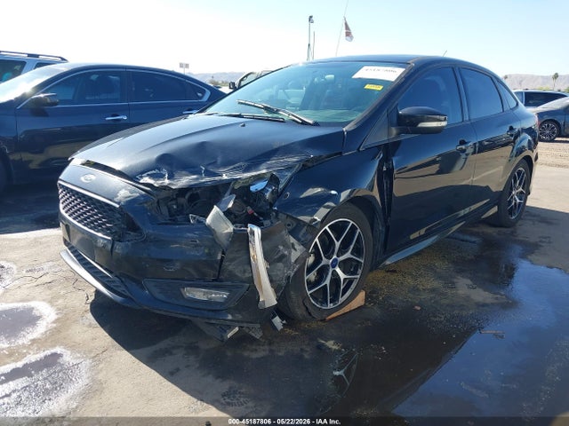 Ford FOCUS SE 2015 1FADP3FE0FL281683 Image 2