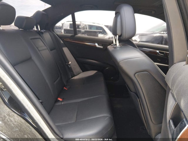Продаж на аукціоні авто 2011 Mercedes-benz C 300 Luxury 4matic/sport 4matic, vin: WDDGF8BB1BR134756, номер лоту: 45187812