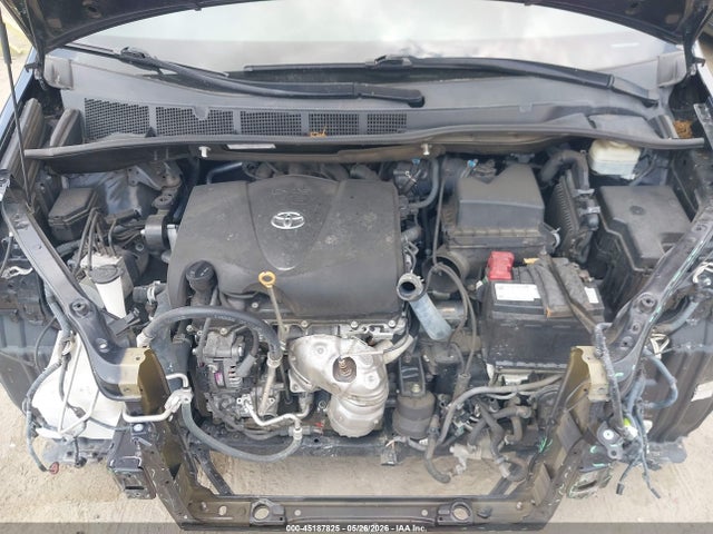 45187825 :رقم المزاد ، 5TDYZ3DC3JS963388 vin ، 2018 Toyota Sienna Xle 8 Passenger مزاد بيع