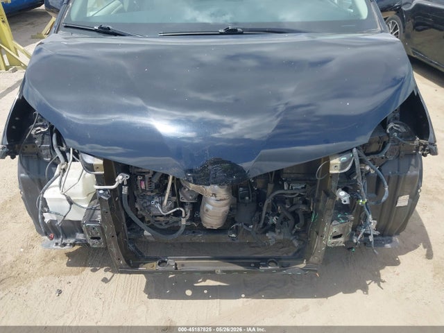 45187825 :رقم المزاد ، 5TDYZ3DC3JS963388 vin ، 2018 Toyota Sienna Xle 8 Passenger مزاد بيع