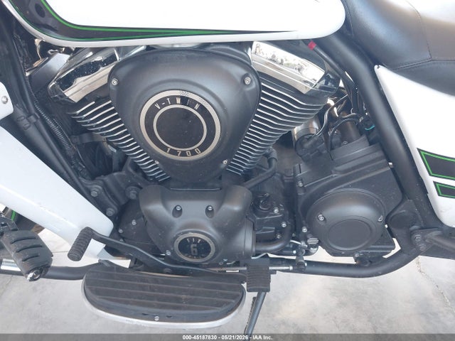 45187830 :رقم المزاد ، JKBVNRK11GA009415 vin ، 2016 Kawasaki Vn1700 K مزاد بيع