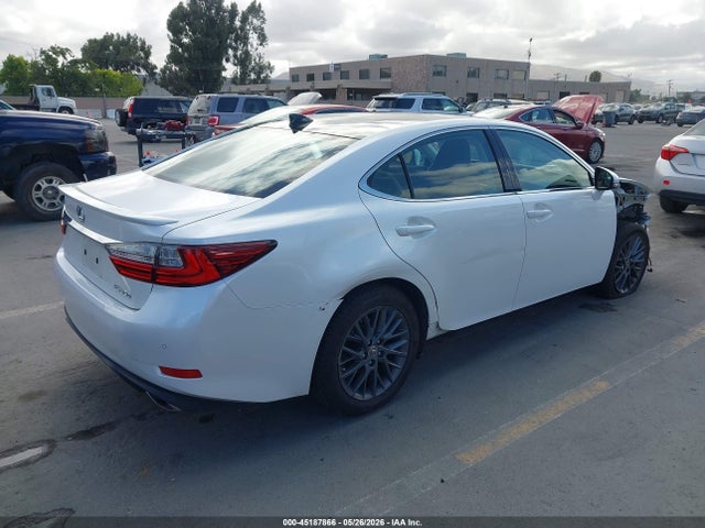 2018 Lexus Es 350 მანქანა იყიდება აუქციონზე, vin: 58ABK1GG6JU090958, აუქციონის ნომერი: 45187866