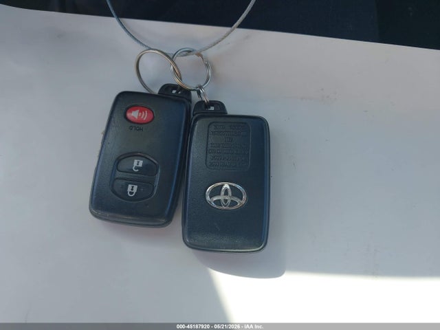 45187920 :رقم المزاد ، JTDKN3DUXC1556002 vin ، 2012 Toyota Prius Two مزاد بيع