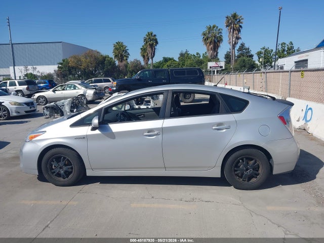 45187920 :رقم المزاد ، JTDKN3DUXC1556002 vin ، 2012 Toyota Prius Two مزاد بيع