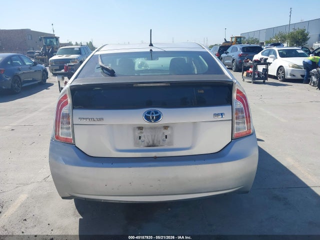 45187920 :رقم المزاد ، JTDKN3DUXC1556002 vin ، 2012 Toyota Prius Two مزاد بيع