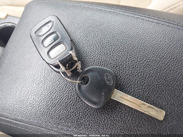 45187921 :رقم المزاد ، 5NPEB4AC5BH042881 vin ، 2011 Hyundai Sonata Gls مزاد بيع