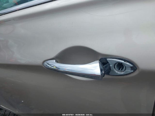 45187921 :رقم المزاد ، 5NPEB4AC5BH042881 vin ، 2011 Hyundai Sonata Gls مزاد بيع