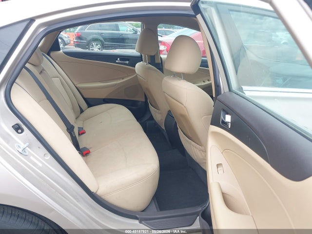45187921 :رقم المزاد ، 5NPEB4AC5BH042881 vin ، 2011 Hyundai Sonata Gls مزاد بيع
