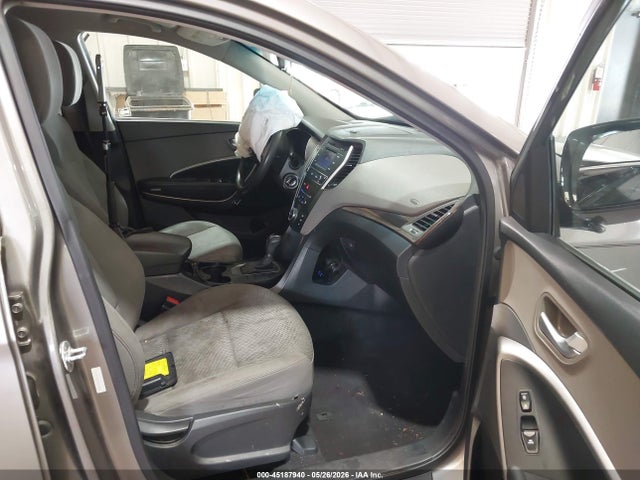 2017 Hyundai Santa Fe Sport 2.4l მანქანა იყიდება აუქციონზე, vin: 5XYZT3LB7HG404285, აუქციონის ნომერი: 45187940