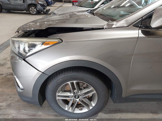 2017 Hyundai Santa Fe Sport 2.4l მანქანა იყიდება აუქციონზე, vin: 5XYZT3LB7HG404285, აუქციონის ნომერი: 45187940