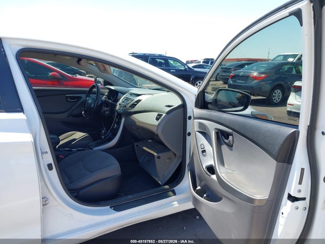 45187952 :رقم المزاد ، 5NPDH4AE4FH552897 vin ، 2015 Hyundai Elantra Se مزاد بيع