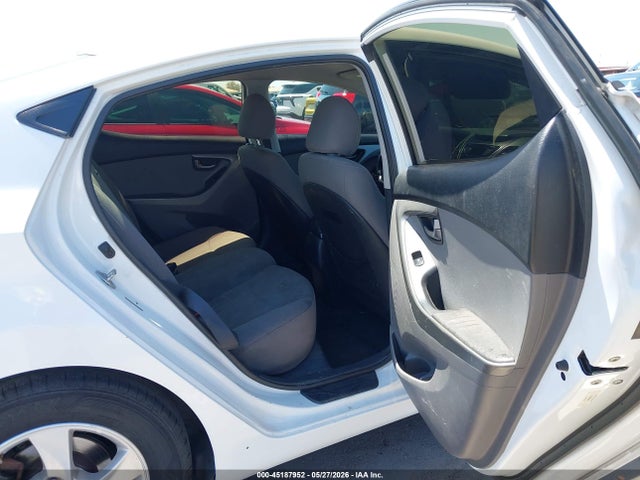 45187952 :رقم المزاد ، 5NPDH4AE4FH552897 vin ، 2015 Hyundai Elantra Se مزاد بيع