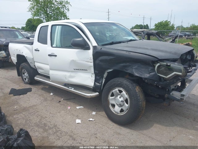 45187955 :رقم المزاد ، 3TMJU4GN1EM157493 vin ، 2014 Toyota Tacoma Prerunner V6 مزاد بيع