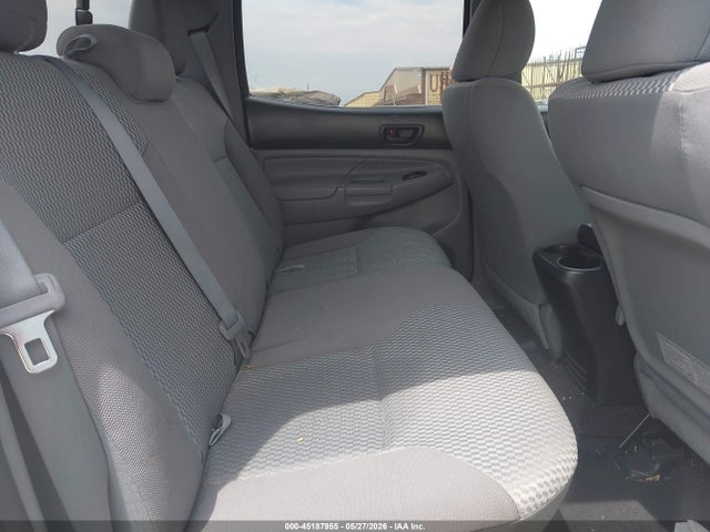 45187955 :رقم المزاد ، 3TMJU4GN1EM157493 vin ، 2014 Toyota Tacoma Prerunner V6 مزاد بيع