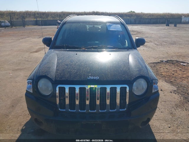 45187961 :رقم المزاد ، 1J8FT470X8D732194 vin ، 2008 Jeep Compass Sport مزاد بيع