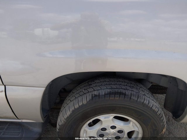 Продаж на аукціоні авто 2005 Chevrolet Suburban 1500 Ls, vin: 1GNEC16Z65J237836, номер лоту: 45187972