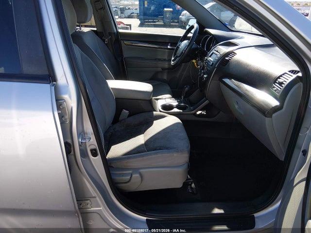 45188017 :رقم المزاد ، 5XYKT4A11BG152963 vin ، 2011 Kia Sorento Lx مزاد بيع