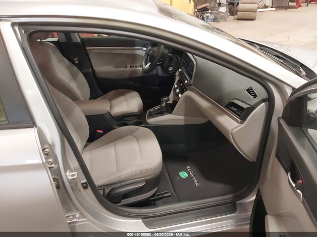 Продажа на аукционе авто 2020 Hyundai Elantra Se, vin: 5NPD74LF4LH603433, номер лота: 45188080