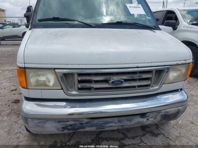 45188086 :رقم المزاد ، 1FBSS31F53HA82891 vin ، 2003 Ford E-350 Super Duty Xl/xlt مزاد بيع