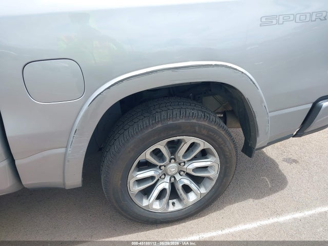 45188112 :رقم المزاد ، 1C6RREJT9MN712624 vin ، 2021 Ram 1500 Laramie  4x2 5'7 Box مزاد بيع