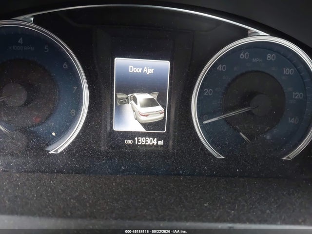 45188116 :رقم المزاد ، 4T1BF1FKXHU808698 vin ، 2017 Toyota Camry Le مزاد بيع