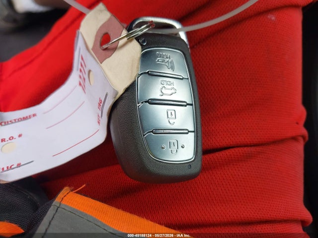 Продажа на аукционе авто 2020 Hyundai Ioniq Hybrid Limited, vin: KMHC05LC2LU212648, номер лота: 45188124