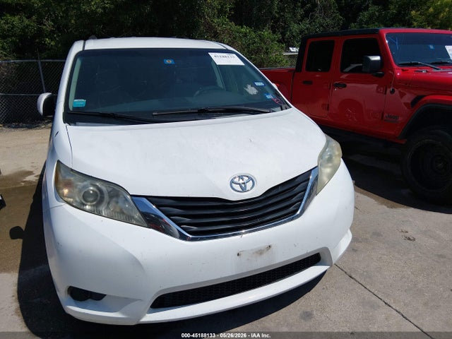 2011 Toyota Sienna Le V6 მანქანა იყიდება აუქციონზე, vin: 5TDKK3DC6BS071938, აუქციონის ნომერი: 45188133