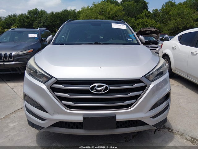 Aukcja sprzedaży 2017 Hyundai Tucson Value, vin: KM8J33A26HU579587, numer aukcji: 45188135