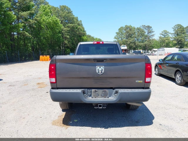 45188179 :رقم المزاد ، 3C6JR6DGXHG764697 vin ، 2017 Ram 1500 Tradesman  4x2 8' Box مزاد بيع