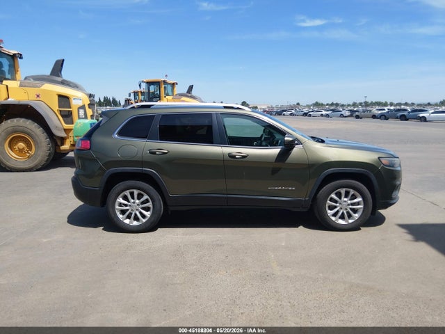 45188204 :رقم المزاد ، 1C4PJMCB0KD440277 vin ، 2019 Jeep Cherokee Latitude 4x4 مزاد بيع