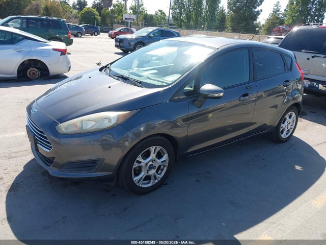 Ford FIESTA SE 2015 3FADP4EJ4FM164739 Image 2