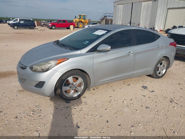 2013 Hyundai Elantra Gls მანქანა იყიდება აუქციონზე, vin: 5NPDH4AE1DH265014, აუქციონის ნომერი: 45188257