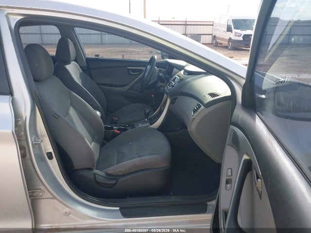 2013 Hyundai Elantra Gls მანქანა იყიდება აუქციონზე, vin: 5NPDH4AE1DH265014, აუქციონის ნომერი: 45188257