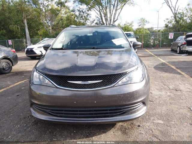 2020 Chrysler Voyager Lxi მანქანა იყიდება აუქციონზე, vin: 2C4RC1DG6LR182406, აუქციონის ნომერი: 45188310