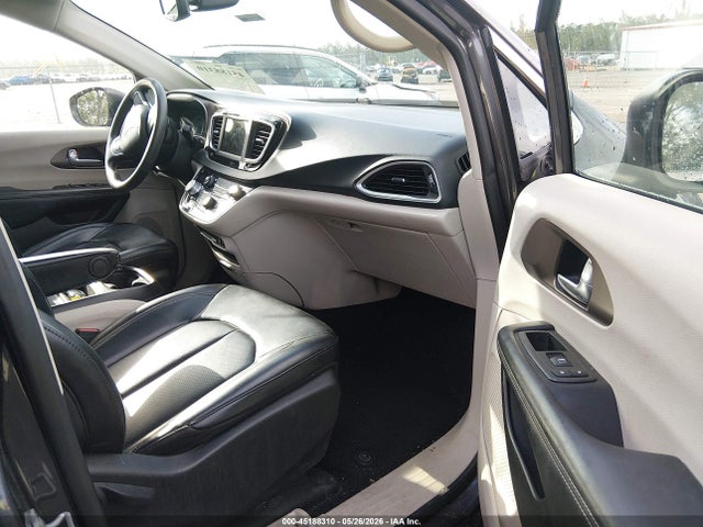2020 Chrysler Voyager Lxi მანქანა იყიდება აუქციონზე, vin: 2C4RC1DG6LR182406, აუქციონის ნომერი: 45188310