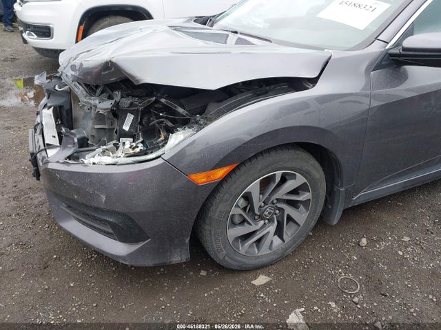 45188321 :رقم المزاد ، 19XFC2F73HE204716 vin ، 2017 Honda Civic Ex مزاد بيع