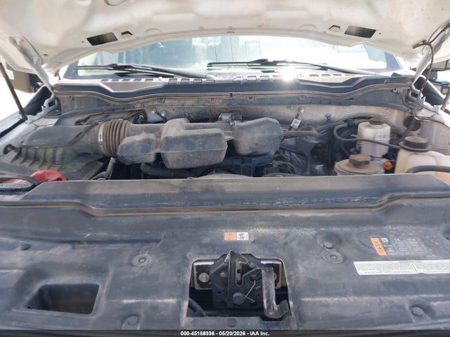 1FT7X2B68JEC22183 Ford F-250 Xl