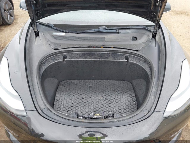 Aukcja sprzedaży 2018 Tesla Model 3 Long Range/mid Range, vin: 5YJ3E1EA0JF028051, numer aukcji: 45188350