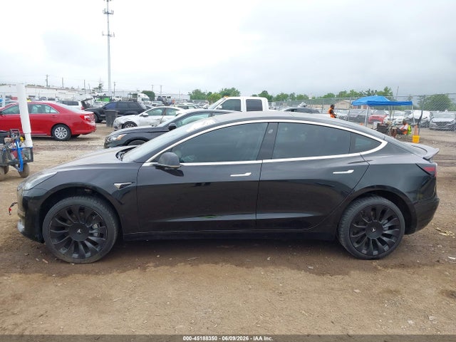 Aukcja sprzedaży 2018 Tesla Model 3 Long Range/mid Range, vin: 5YJ3E1EA0JF028051, numer aukcji: 45188350